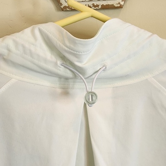 Under Armour Recover woven color block jacket, green and white, Large - Picture 5 of 11